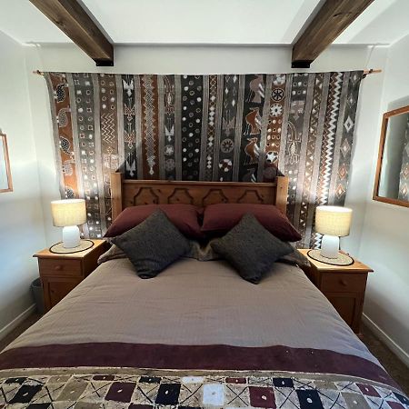 Cosy Private Accommodation In Corsham, Near Bath Exteriör bild